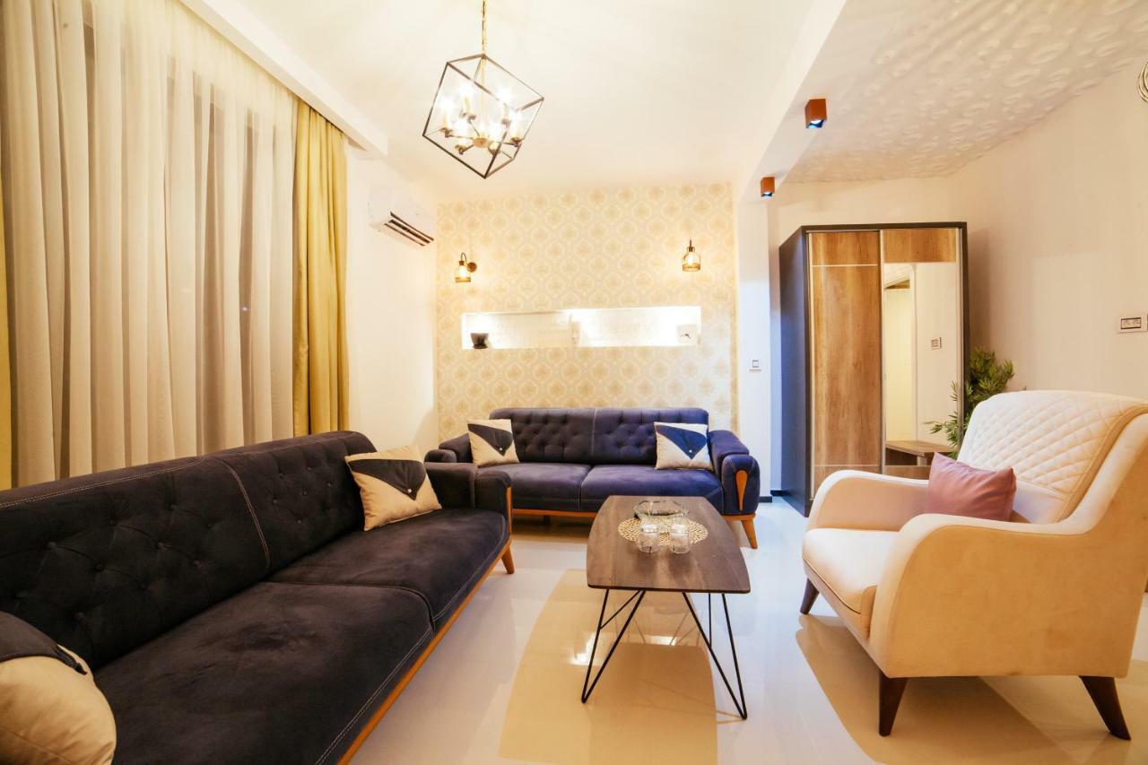 Hotel Platinum ウルツィニ エクステリア 写真