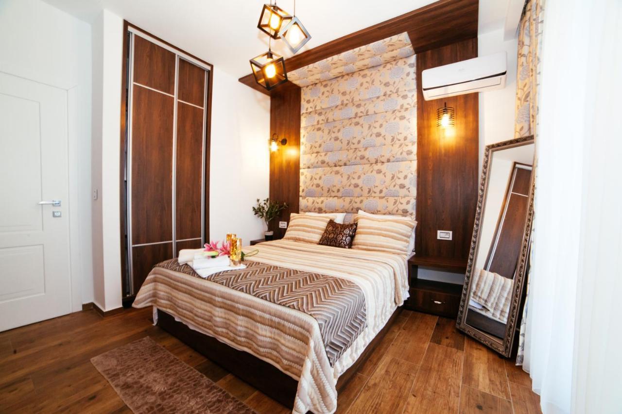 Hotel Platinum ウルツィニ エクステリア 写真